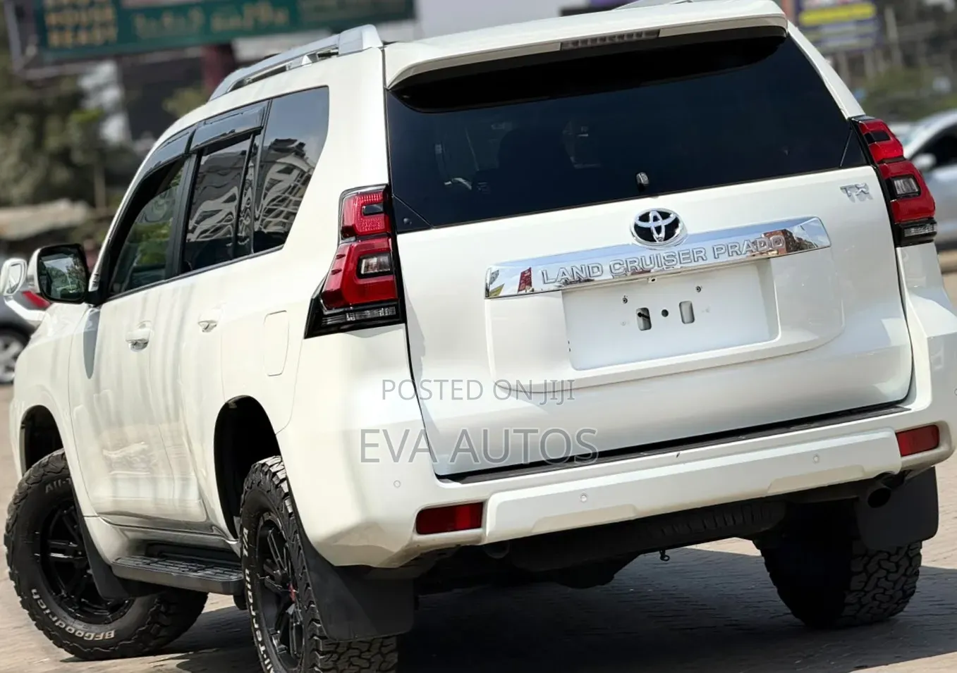 Toyota Land Cruiser Prado 2019 White