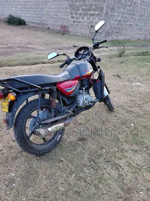 Bajaj Boxer 2021 Red