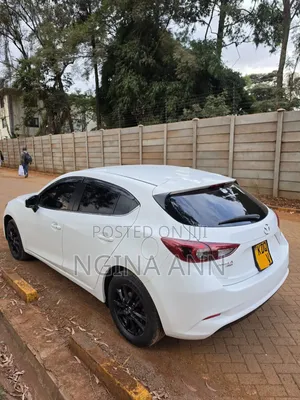 Mazda Axela 2017 White