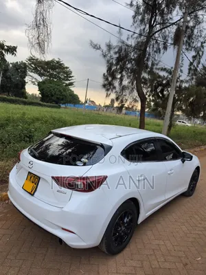 Mazda Axela 2017 White