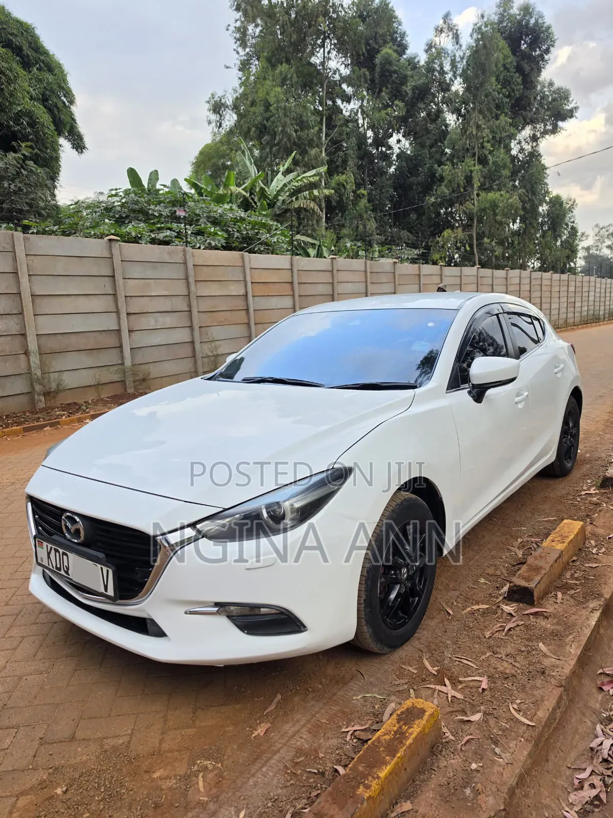 Mazda Axela 2017 White