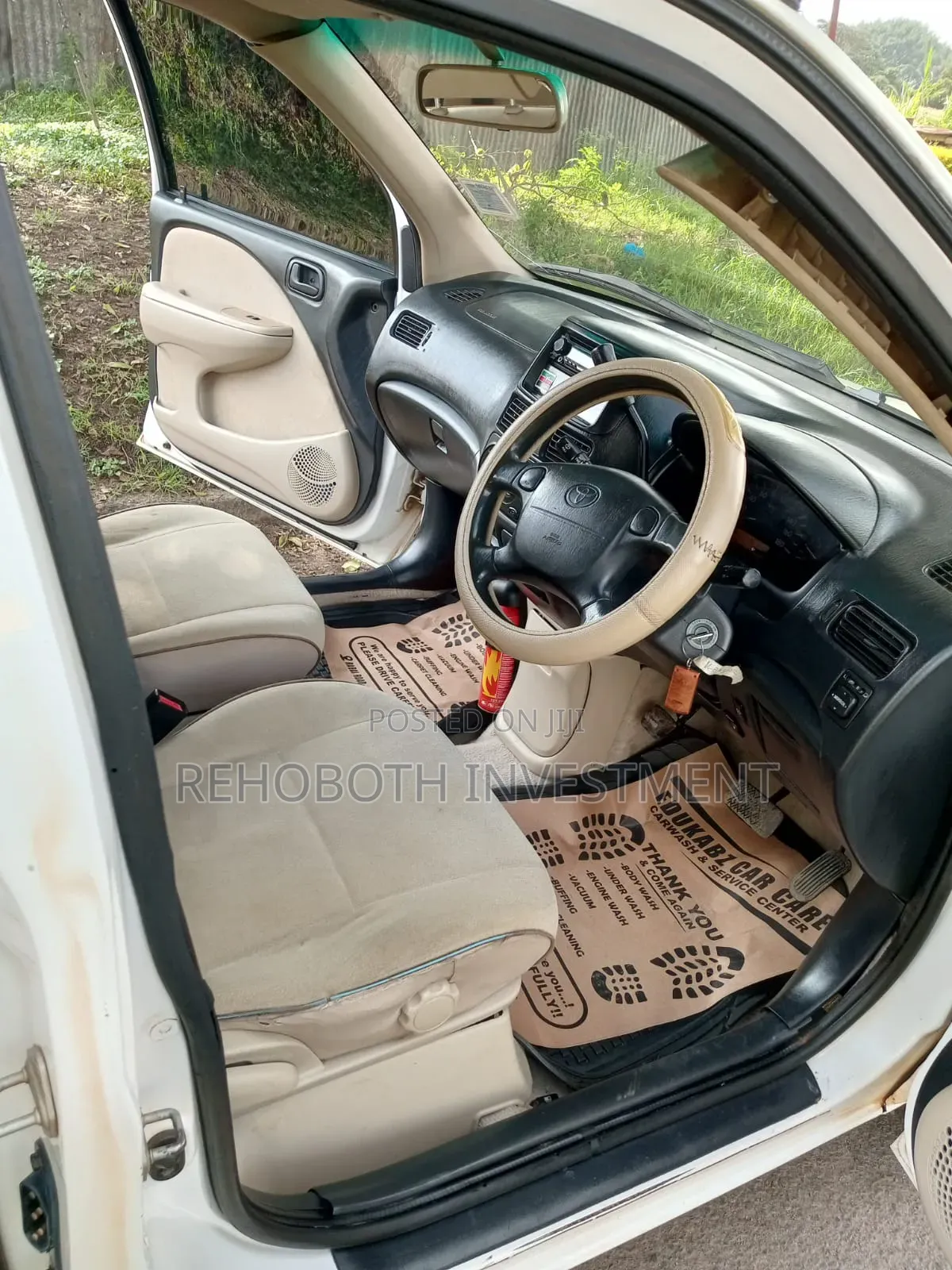 Toyota Raum 2003 White