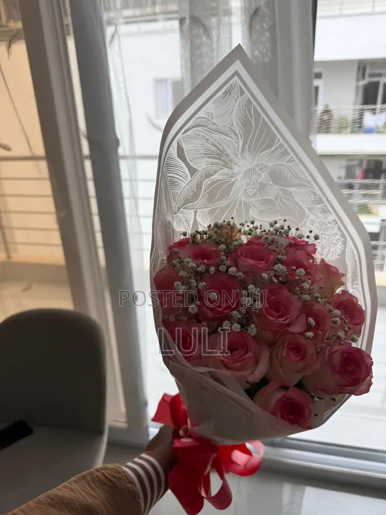 Classic Fresh Flowers Bouquet
