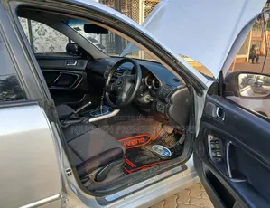 Subaru Legacy 2005 Silver