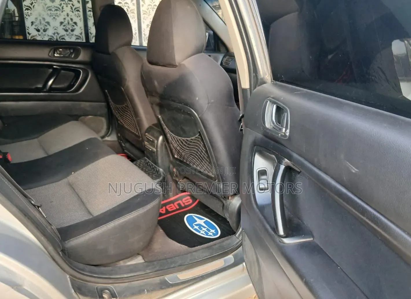 Subaru Legacy 2005 Silver