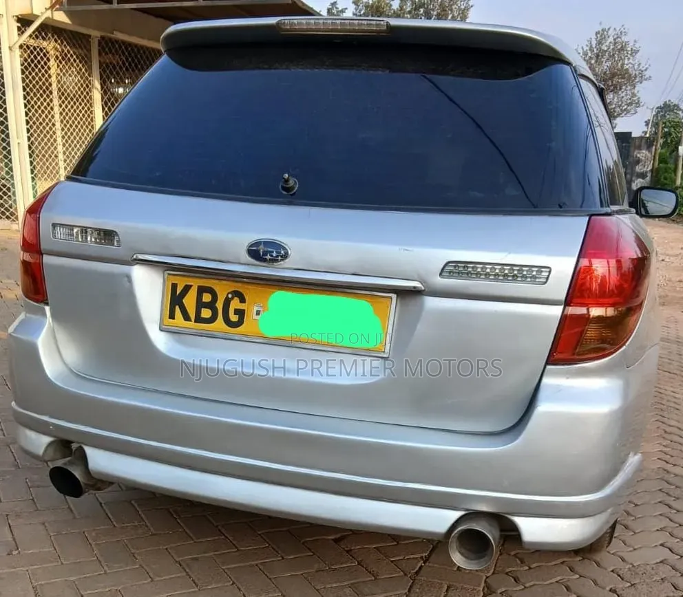Subaru Legacy 2005 Silver