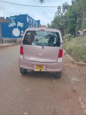 Suzuki Wagon R 2015 Pink