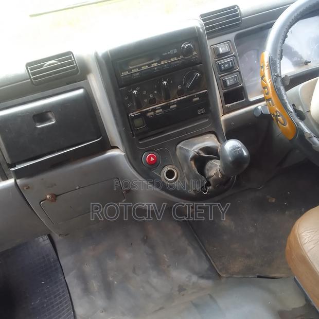 Mitsubishi Canter 2005 White for Sale - thumbnail 2