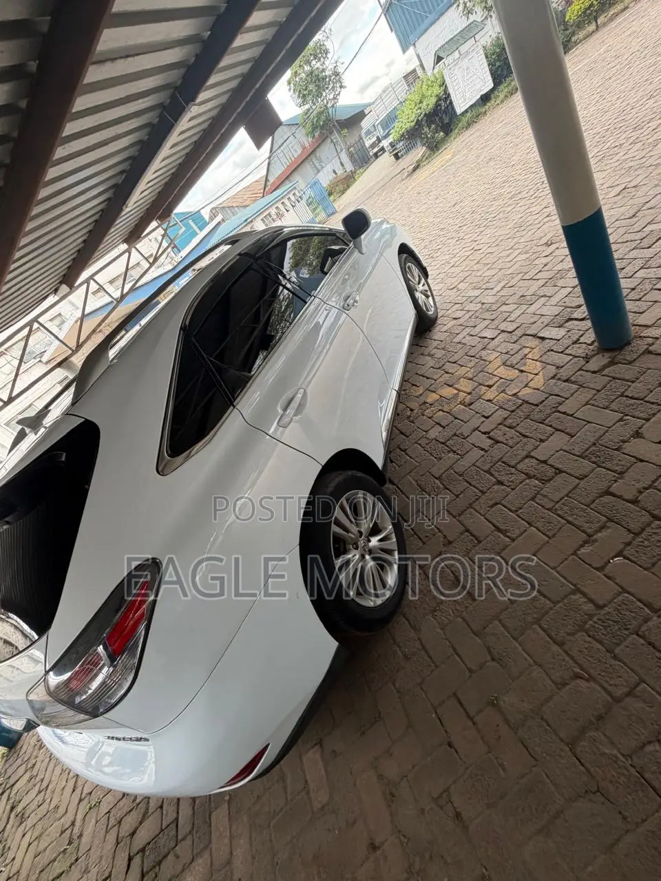 Lexus RX 450H FWD 2012 White