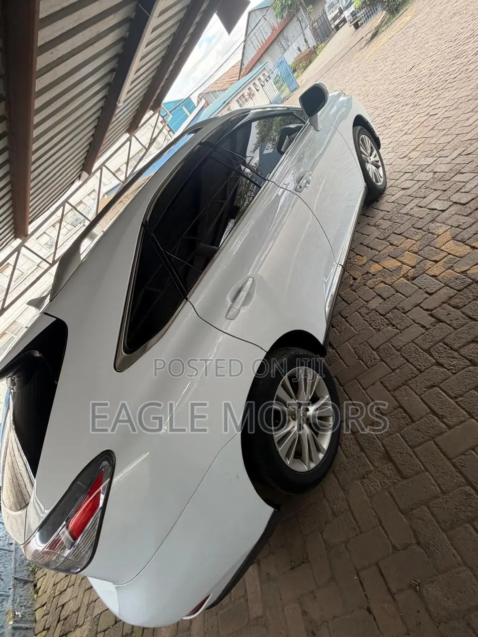 Lexus RX 450H FWD 2012 White