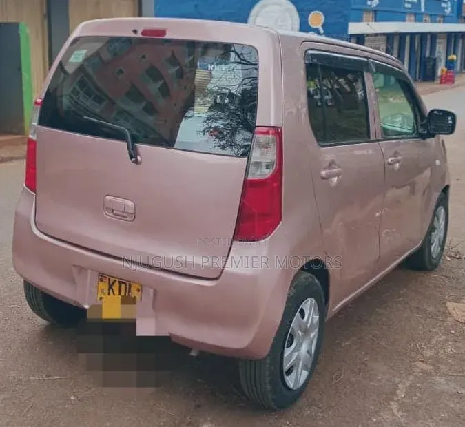 Suzuki Wagon R 2015 Pink