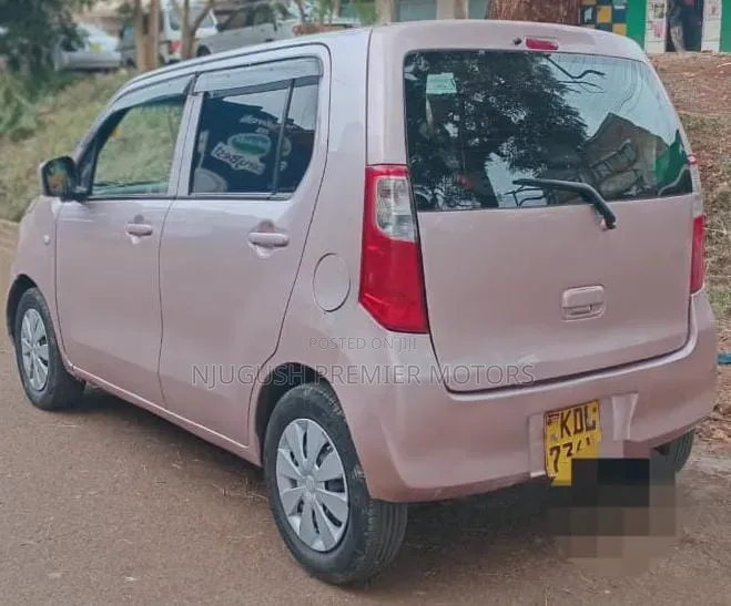 Suzuki Wagon R 2015 Pink