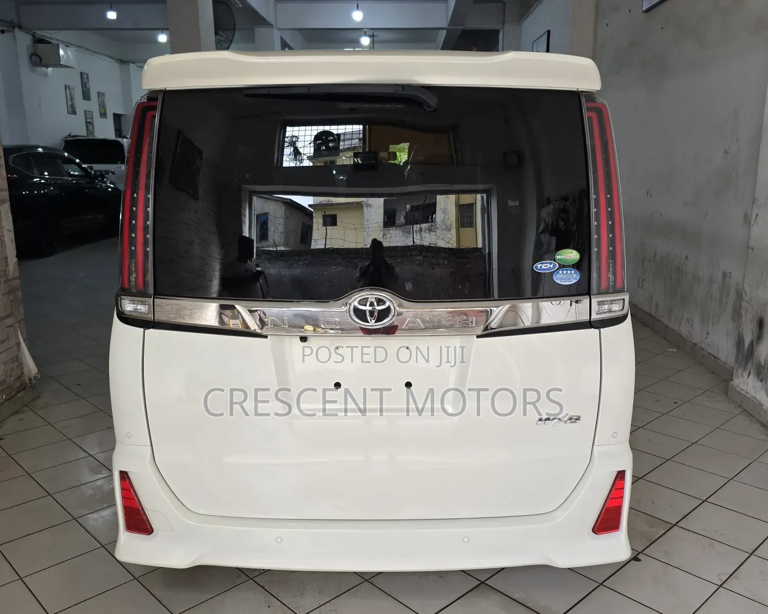 Toyota Noah 2019 White