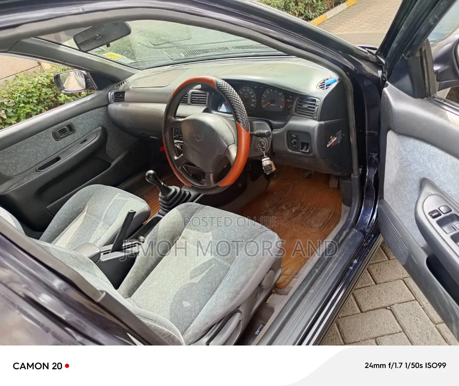 Nissan Sunny 2001 Gray