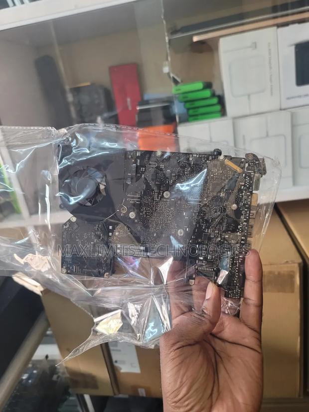Macbook Pro A1278 I5 Motherboard - main view