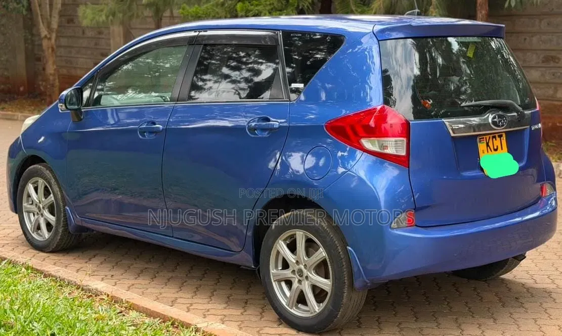 Subaru Trezia 2011 Blue
