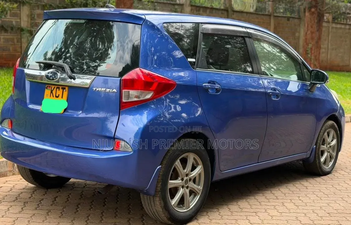 Subaru Trezia 2011 Blue