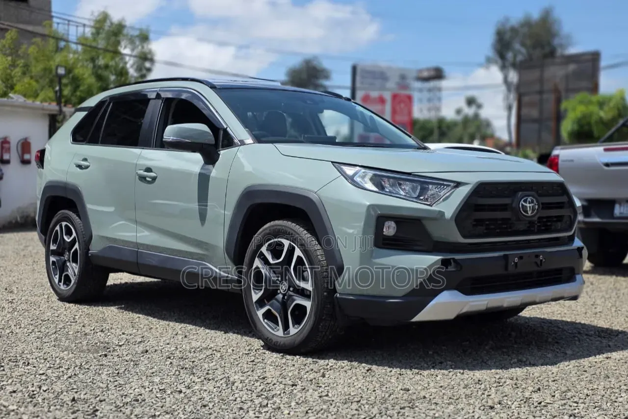 Toyota RAV4 2020 Green