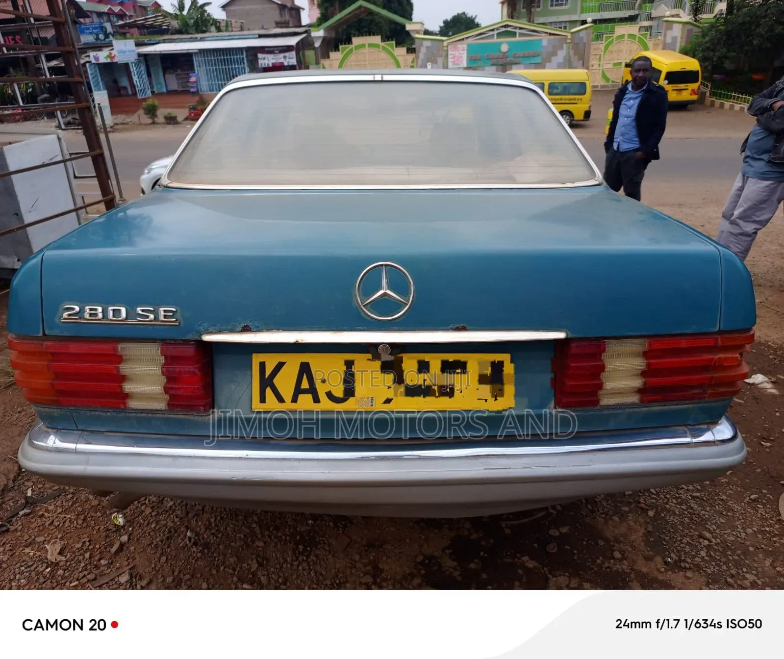 Mercedes-Benz 280E 1998 Blue
