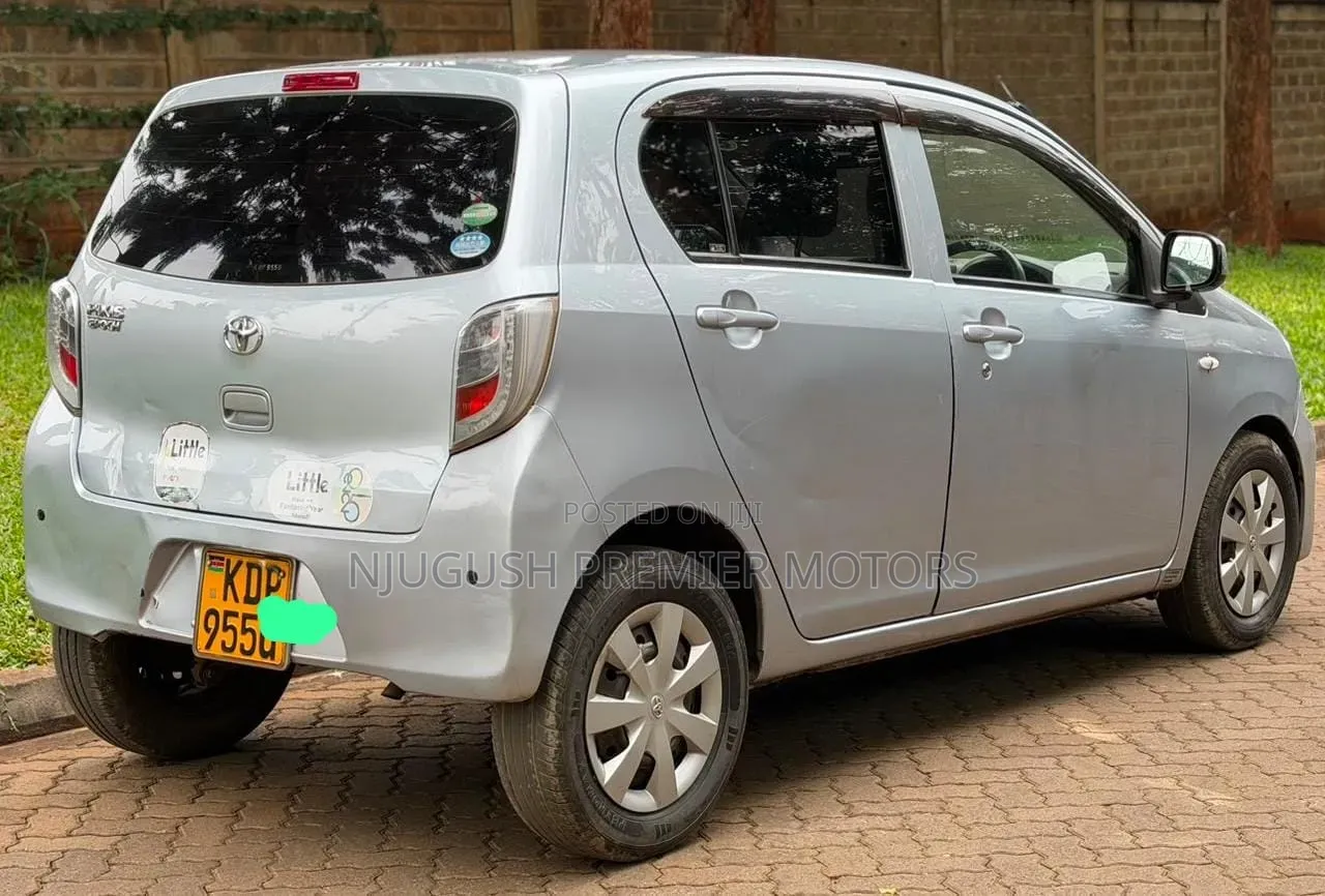 Toyota Pixis 2016 Silver