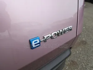 Nissan Note 1.2 Hybrid 2021 Pink