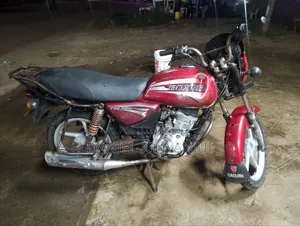 Bajaj Boxer 150 UG 2022 Red