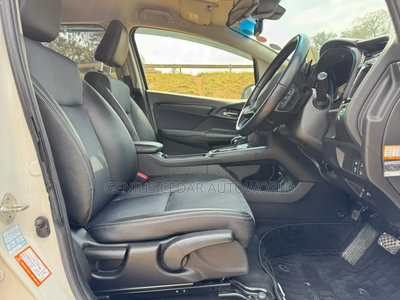 Honda Shuttle 2019 White