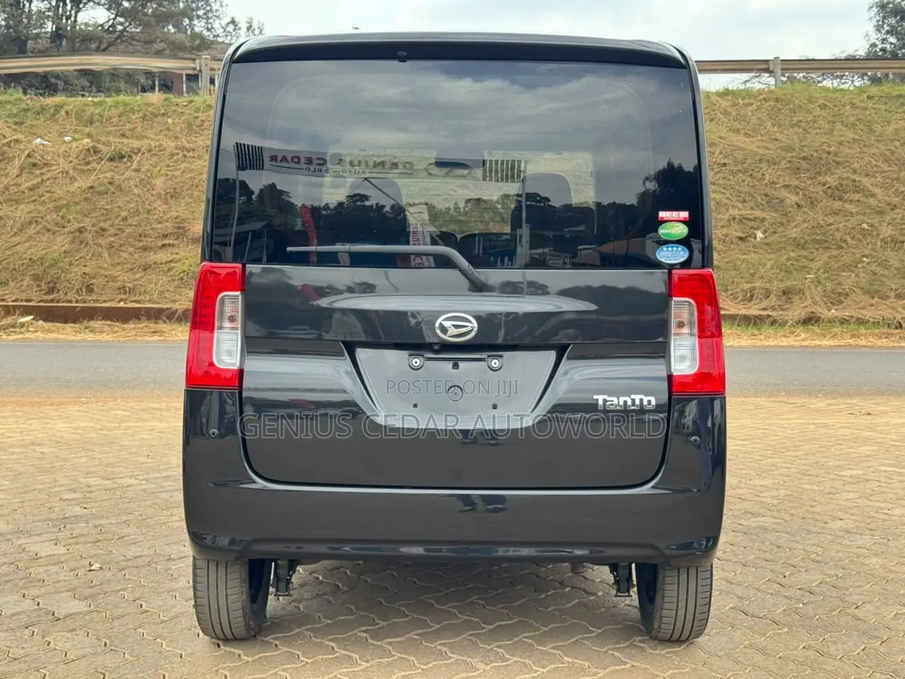Daihatsu Tanto 2019