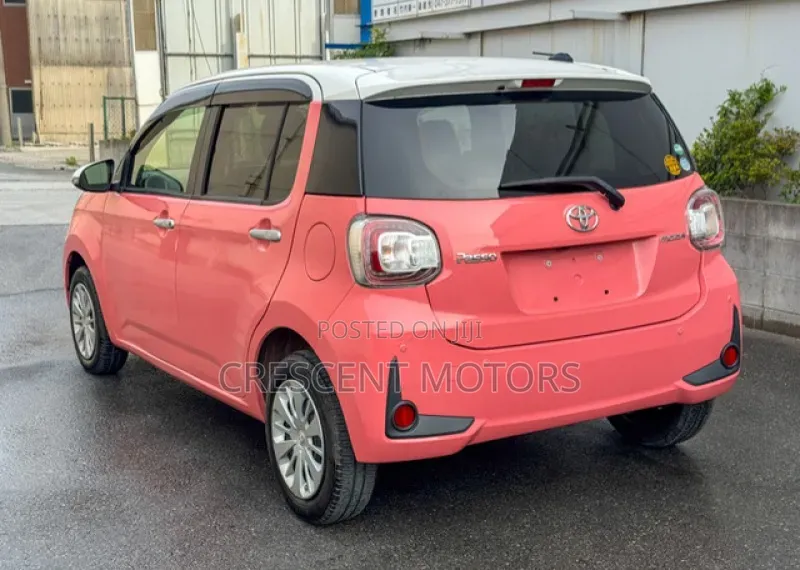 Toyota Passo 2020 Pink