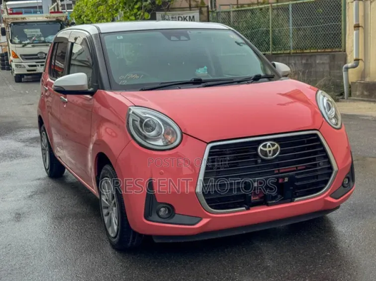 Toyota Passo 2020 Pink