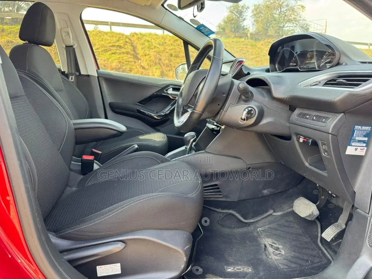 Peugeot 208 2019 Red