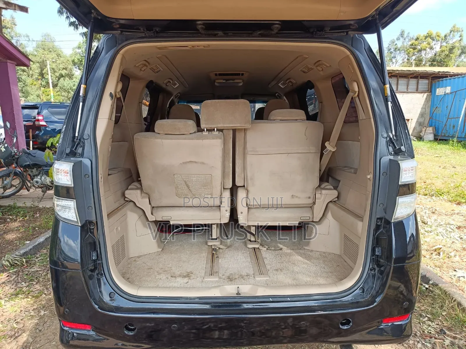 Toyota Alphard 2.4 Petrol FWD 2012 Black