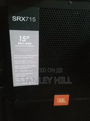 JBL Srx715