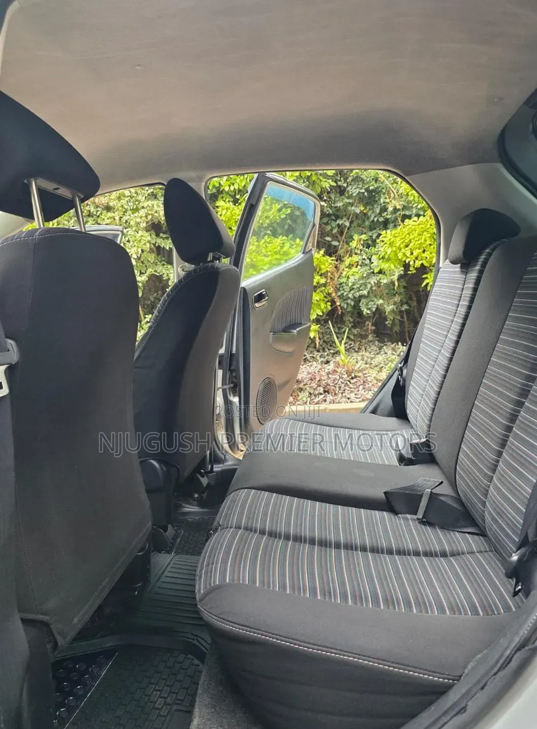 Mazda Demio 2012 Silver