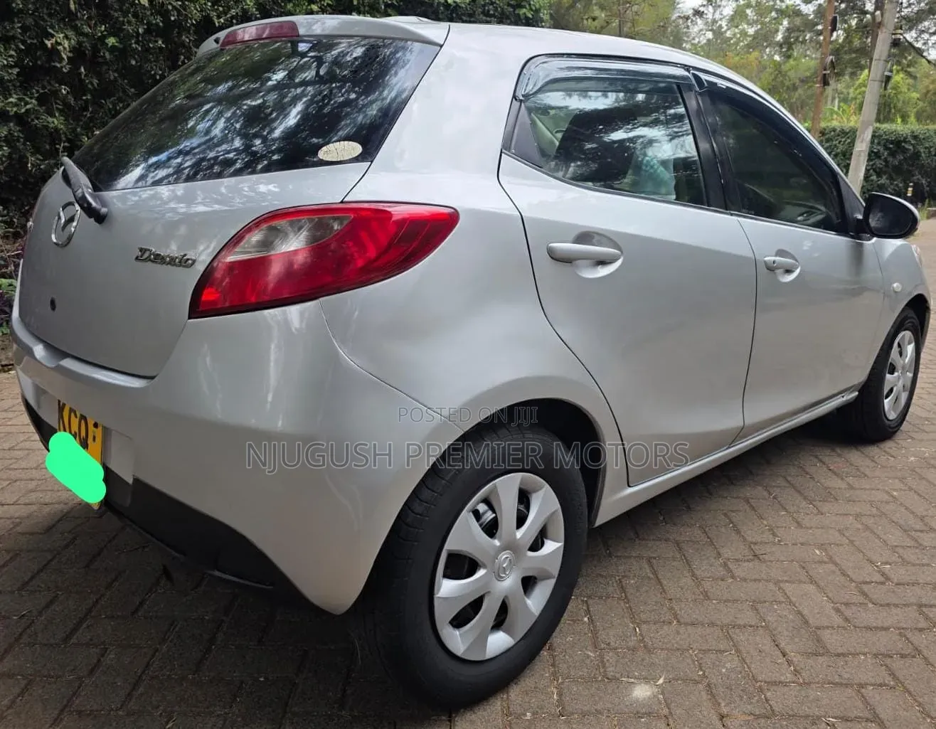 Mazda Demio 2012 Silver