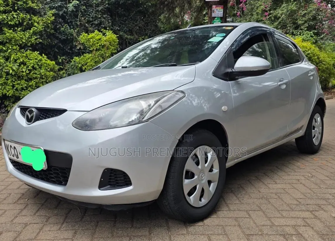 Mazda Demio 2012 Silver