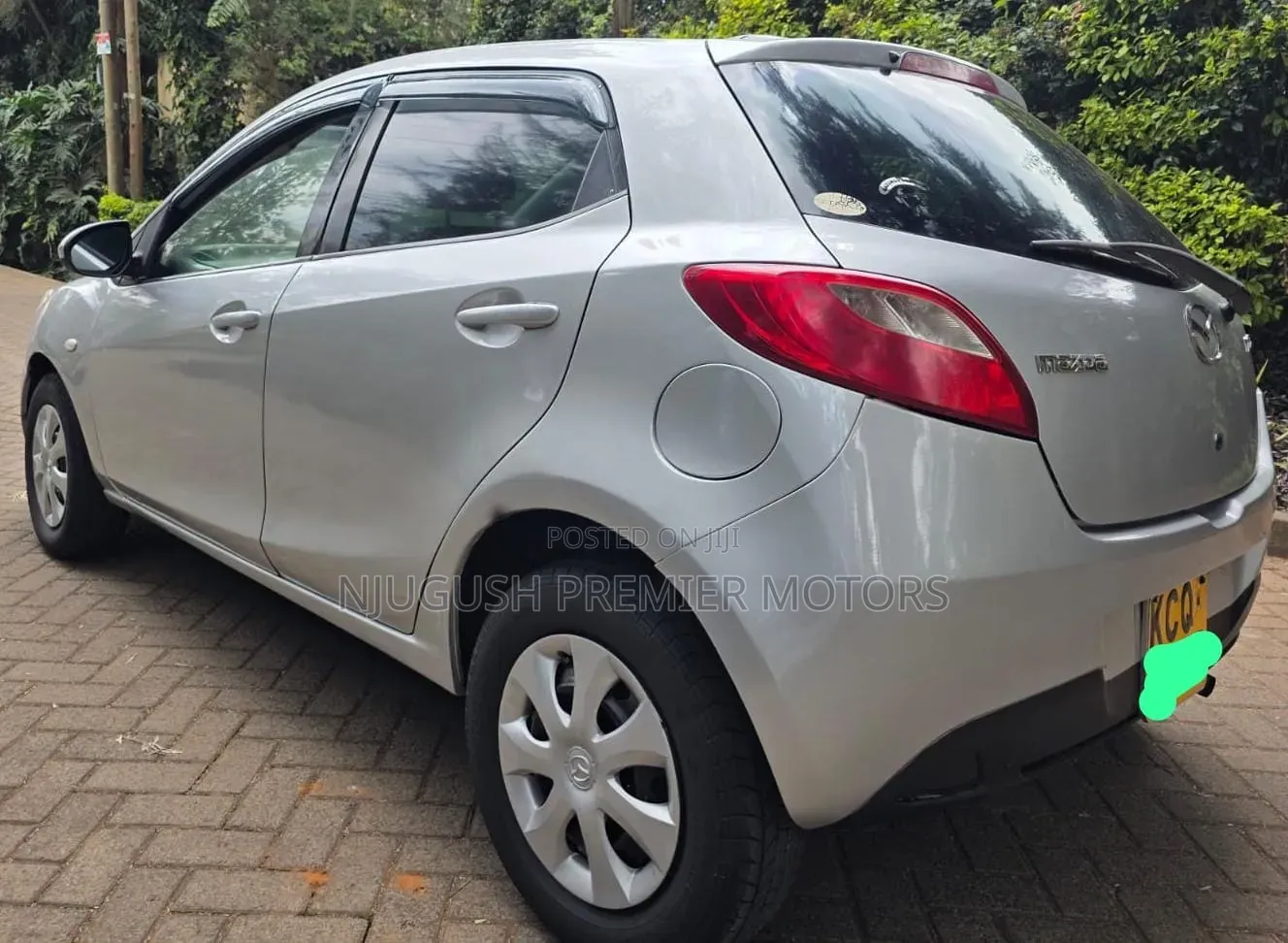 Mazda Demio 2012 Silver