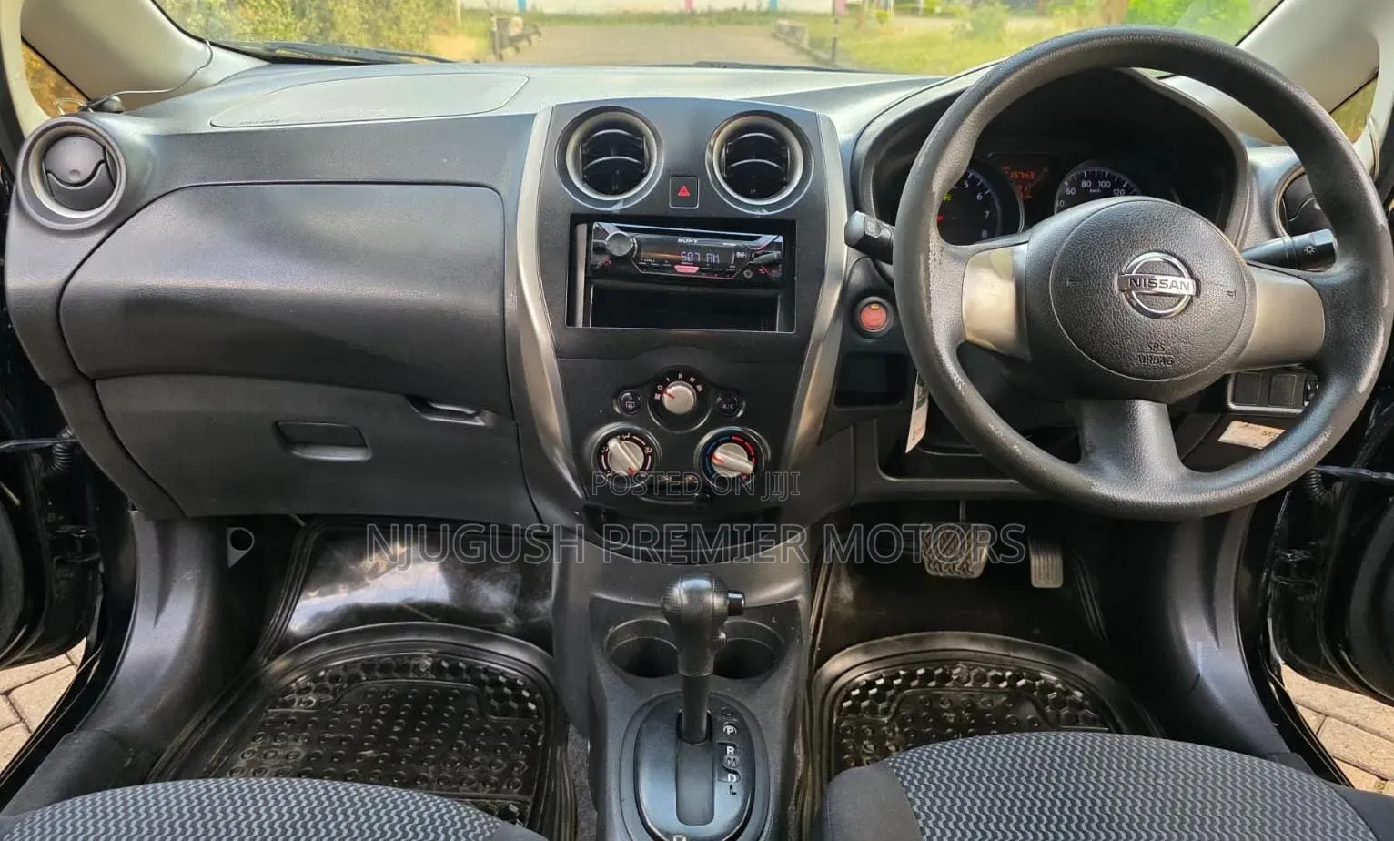 Nissan Note 2012 Brown