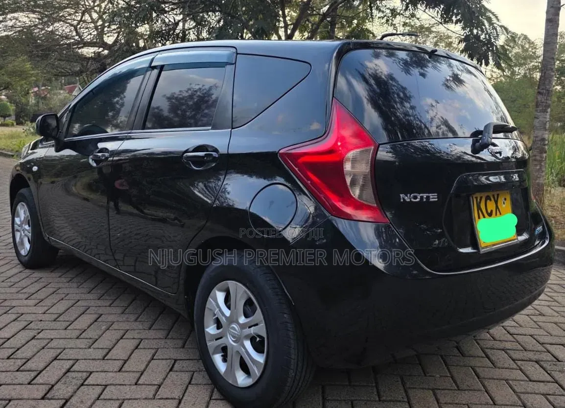 Nissan Note 2012 Brown