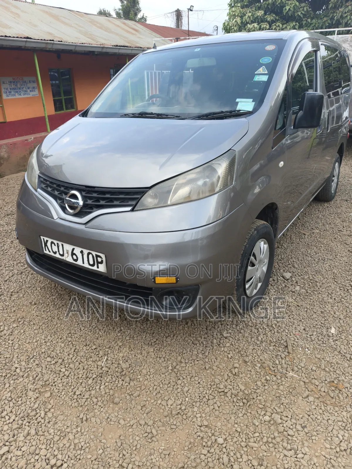 Nissan NP200 2011 Gray