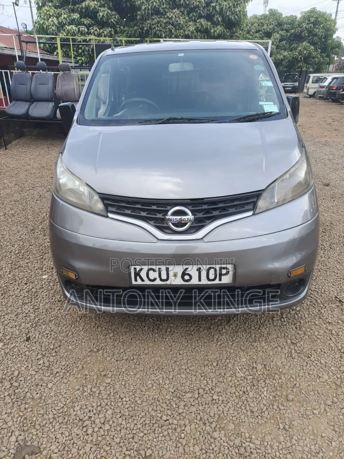 Nissan NP200 2011 Gray
