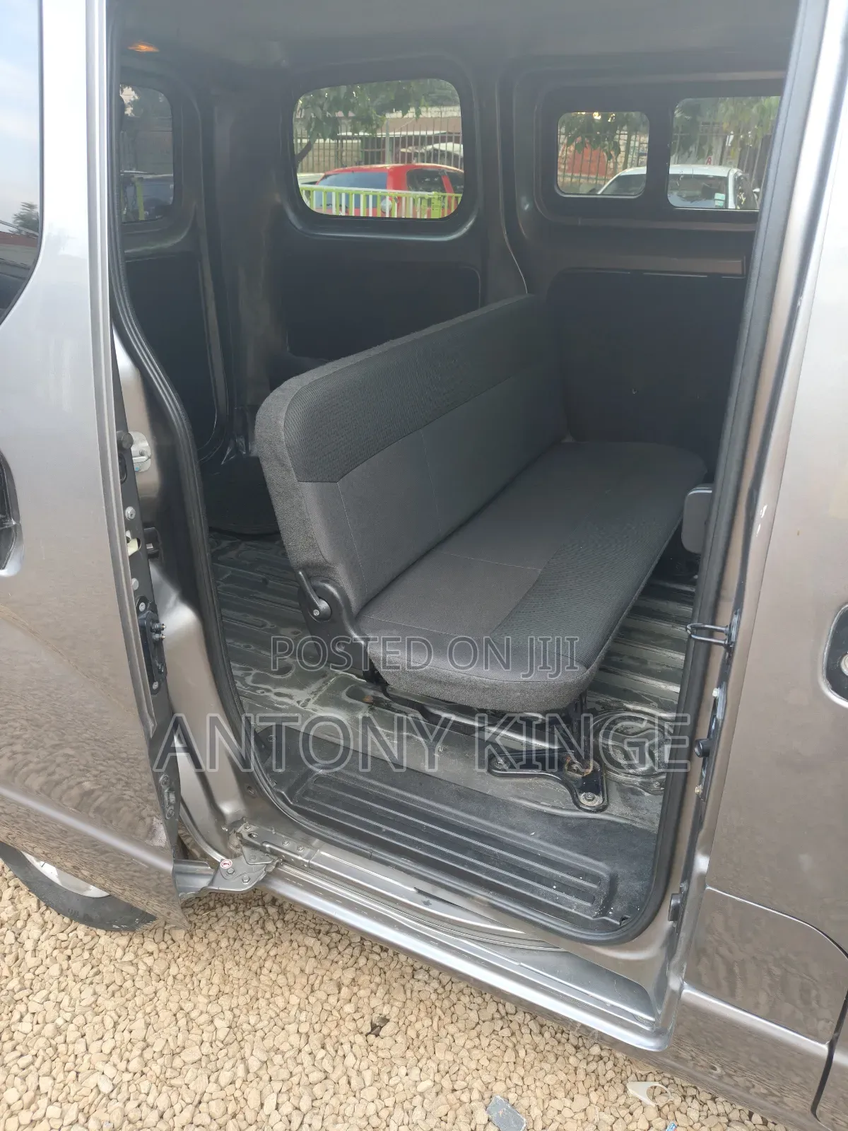 Nissan NP200 2011 Gray