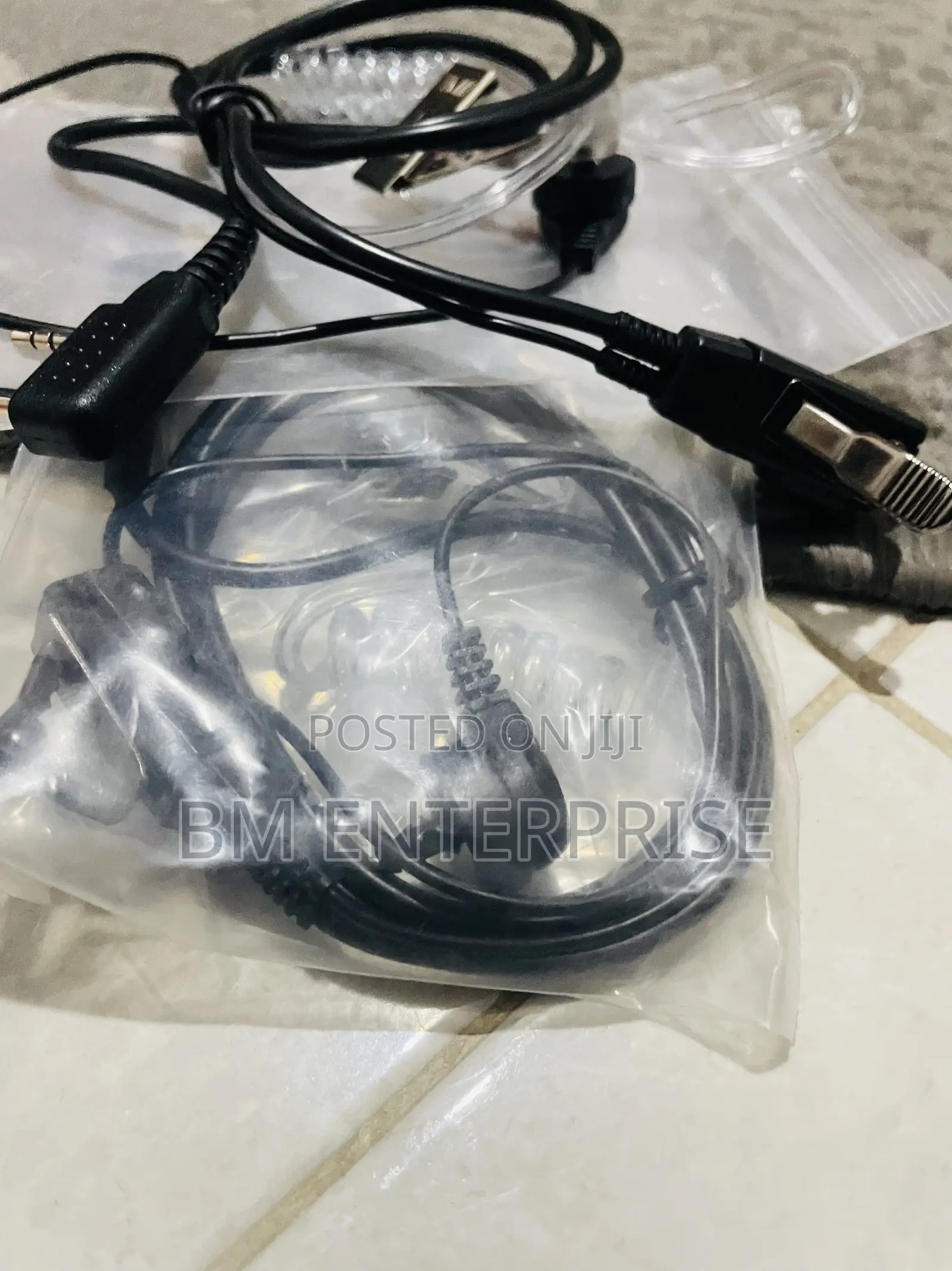 Fbi Earpiece for Radio Calls