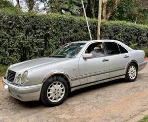 Mercedes-Benz E230 1999 Silver