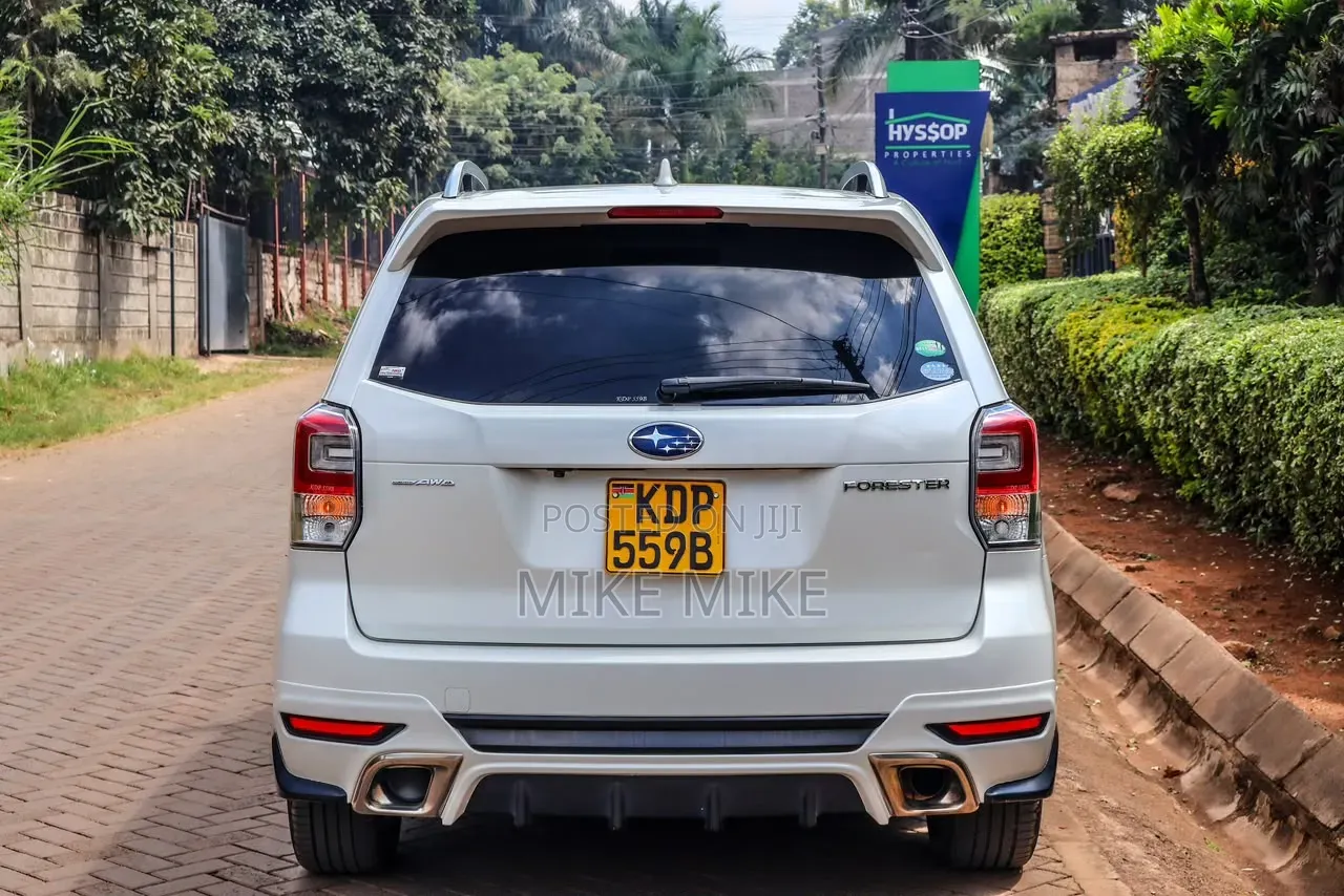 Subaru Forester 2016 White