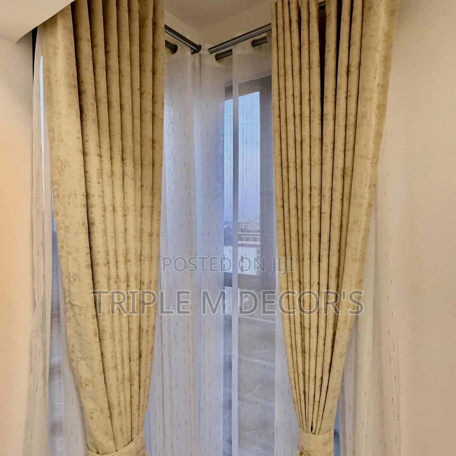 Limited Stock Heavy Windows Curtains
