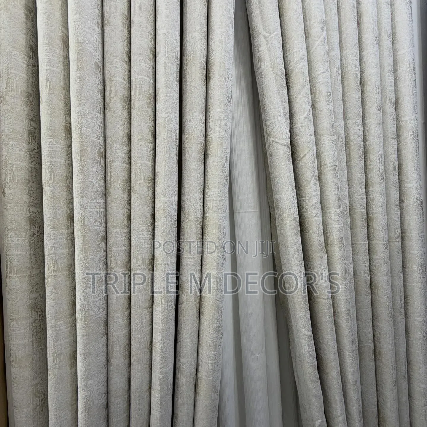 Modern Finish Wholesales Curtains