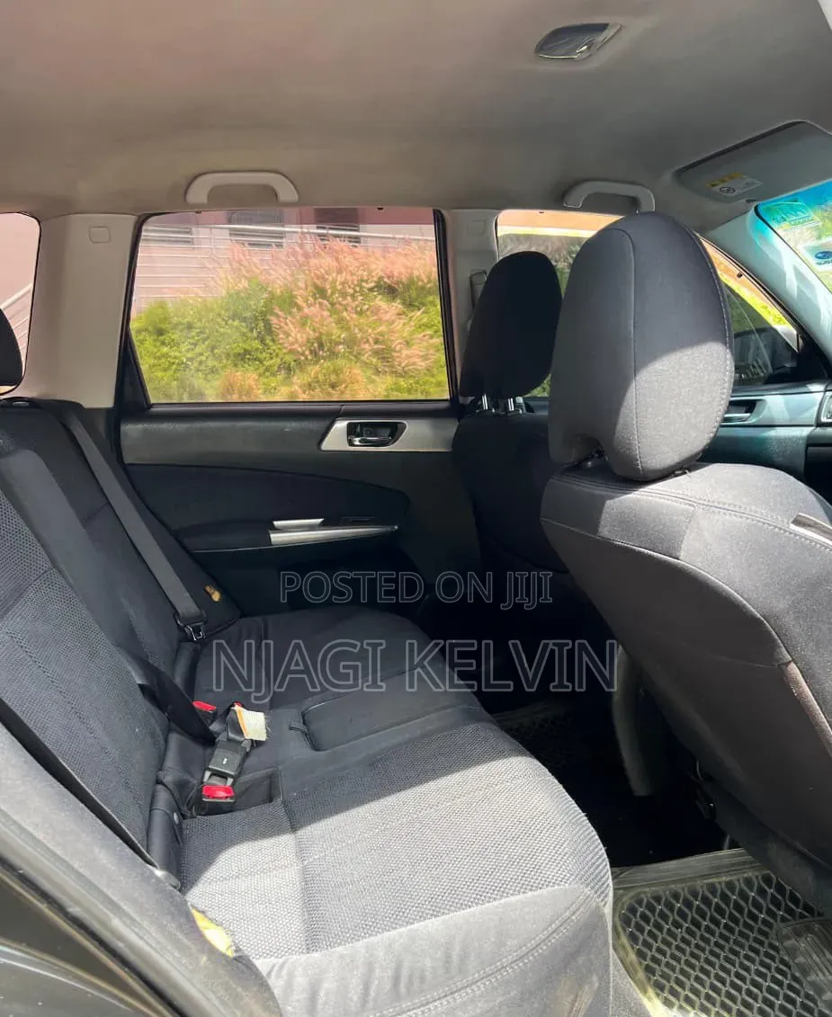 Subaru Forester 2011 Black