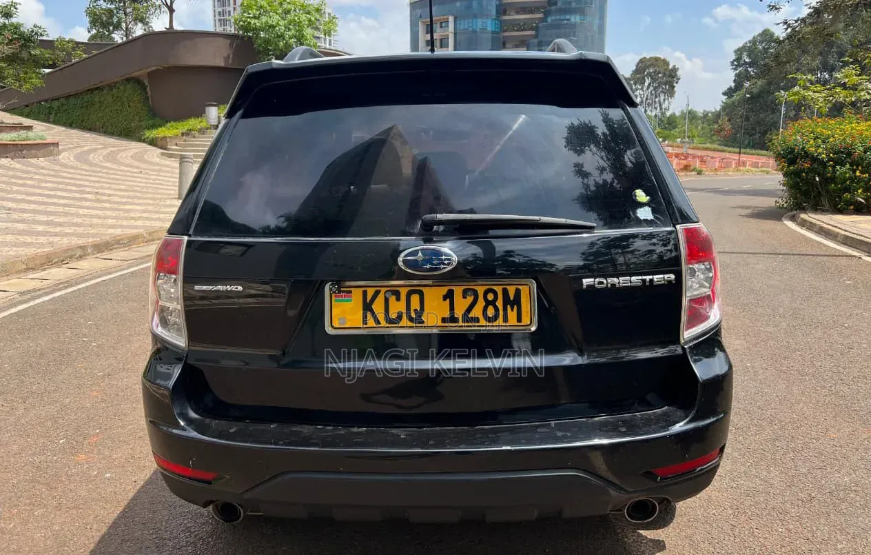 Subaru Forester 2011 Black