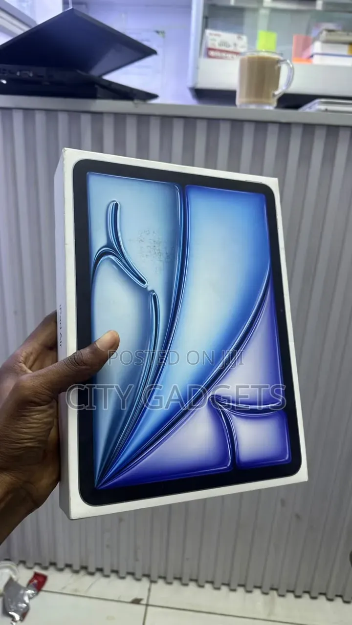 New Apple iPad mini Wi-Fi + Cellular 128 GB